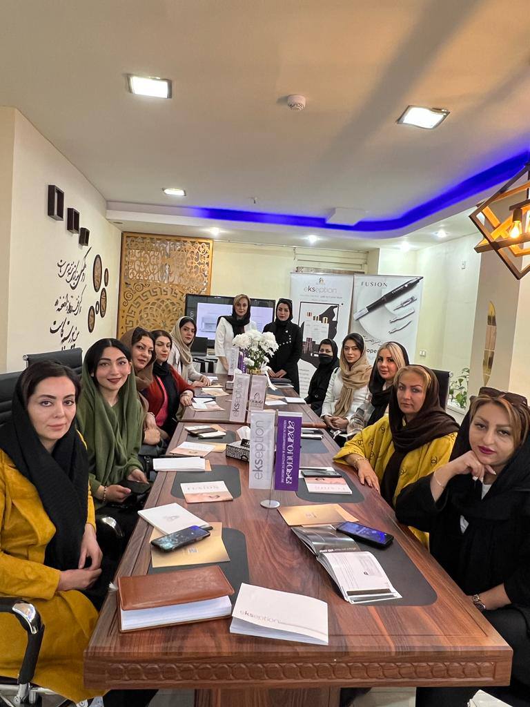 آموزش پاکسازی پوست در فولادشهر